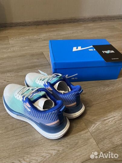 Кроссовки warrior