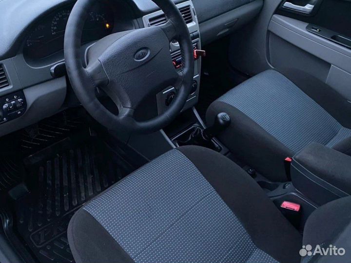 LADA Priora 1.6 МТ, 2010, 71 700 км