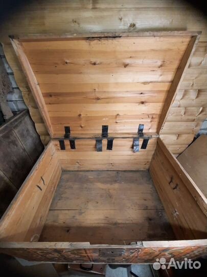 Сундук Расписной В Оковке Огромный 19в