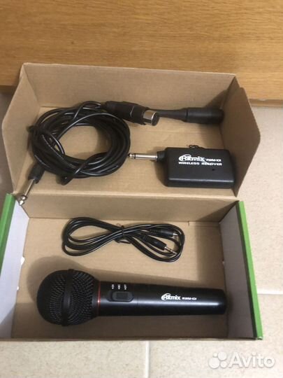 Микрофон универсальный Ritmix RWM-101