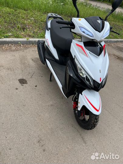 Скутер vento citi