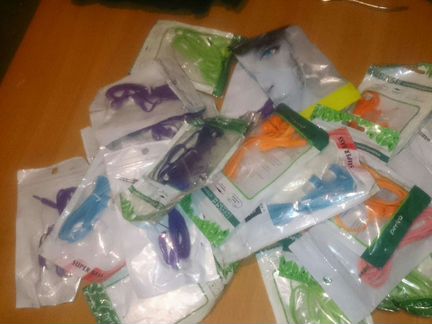 Наушники -Новые -3.5- штекер