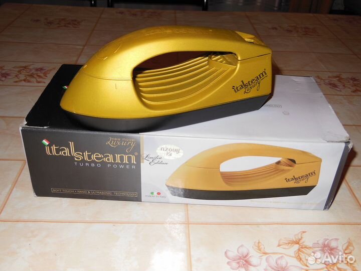 Утюг-парогенератор новый