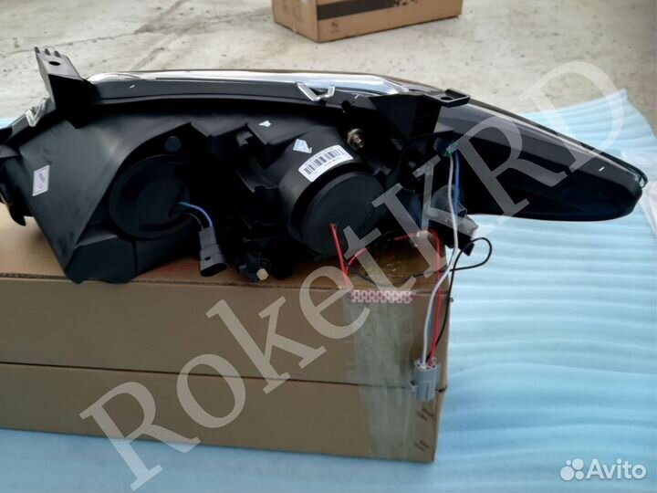 Фары Toyota Camry 40 06-11г В Наличии