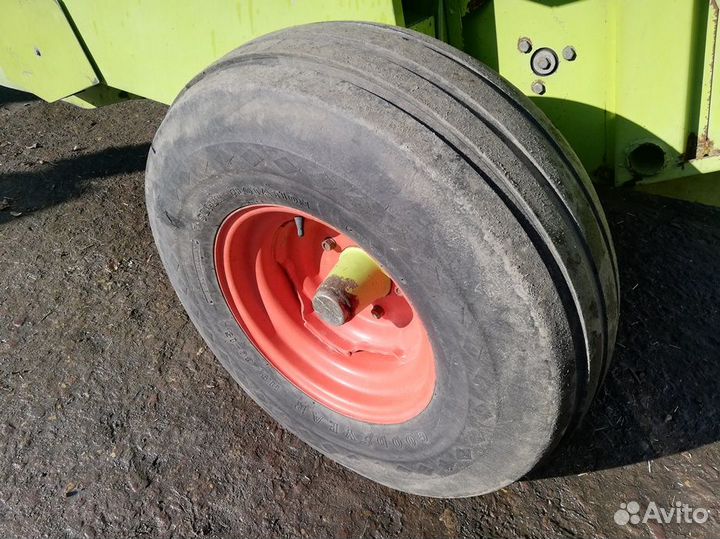 Пресс-подборщик Claas Rollant, 1995