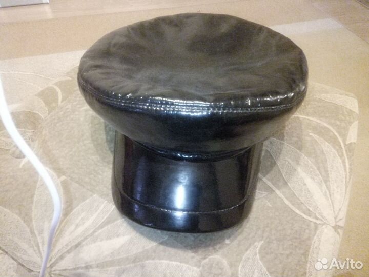 Женская кепка