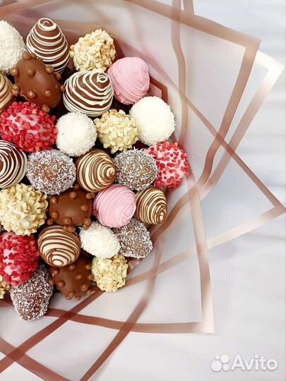 Клубника в шоколаде подарочные букеты