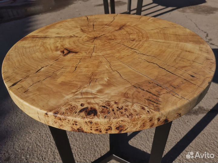 В наличии столик из спила тополя