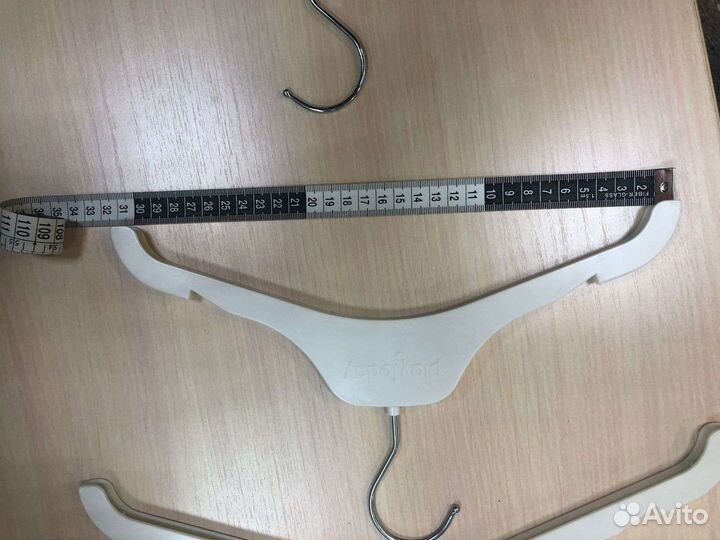 Вешалки плечики