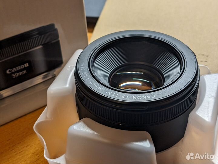 Объектив Canon EF 50mm f/1.8 STM