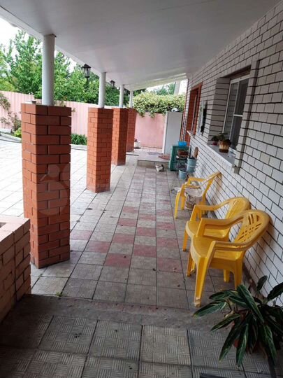 Дом 137 м² на участке 8 сот.