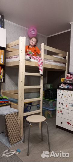 Кровать чердак деревянная