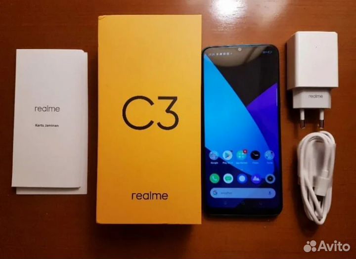 Смартфон realme c3