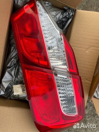 Задний фонарь toyota camry 50