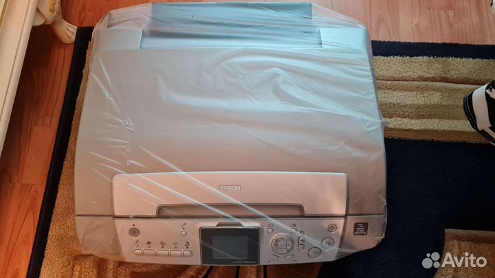 Цветной мфу epson, модель C211A