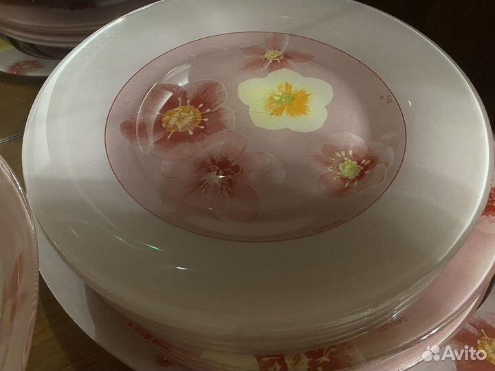 Продаю столовый сервиз Luminarc