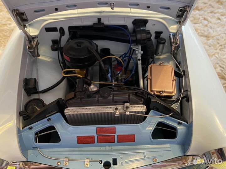 Модель Газ 21 Волга деагостини 1:8 доработанная