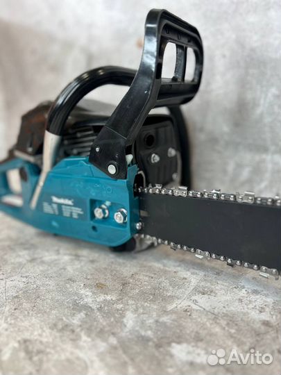 Бензопила Makita 3.53 Л.С