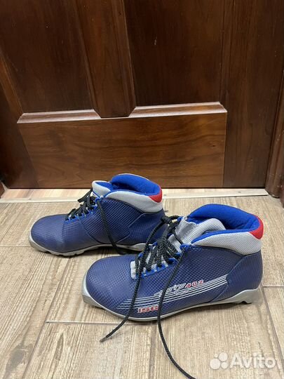 Лыжные ботинки 43 размер