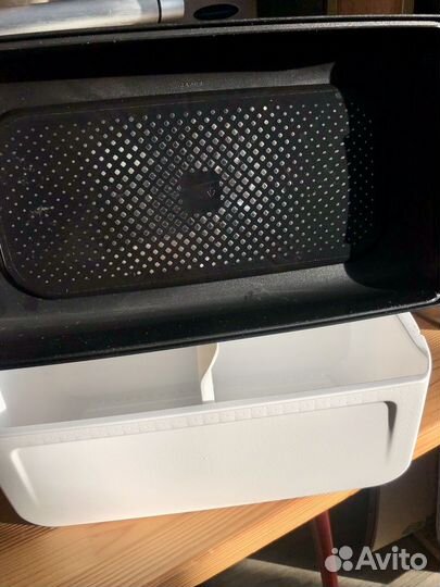 У ная хлебница