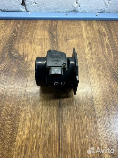 Датчик массового расхода воздуха Nissan Primera