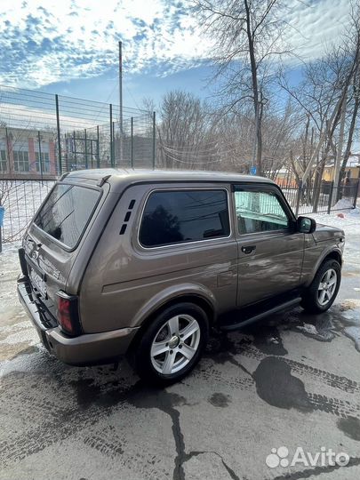 LADA 4x4 (Нива) 1.7 МТ, 2015, 109 000 км
