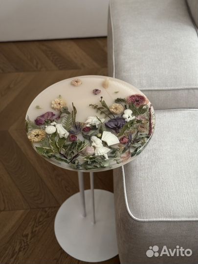 Журнальный стол из эпоксидной смолы