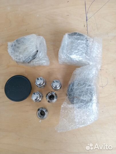 Колесные гайки