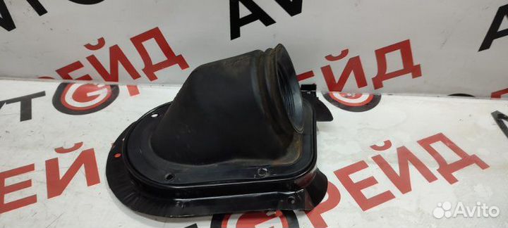 Пыльник рулевой колонки Mitsubishi Airtrek CU5W