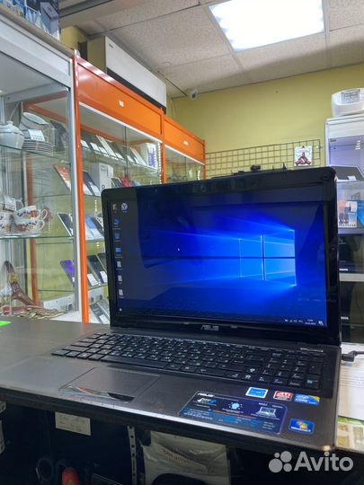 Asus K52J core i3/ssd