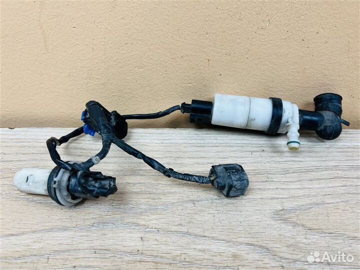 Насос омывателя фар Genesis G80 2016-2020