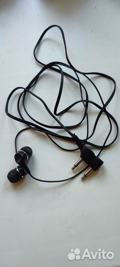 Наушники для телефона
