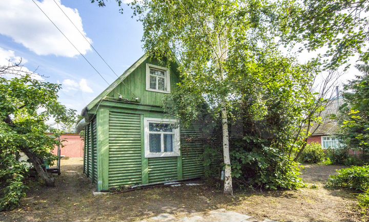 Дача 20 м² на участке 5 сот.