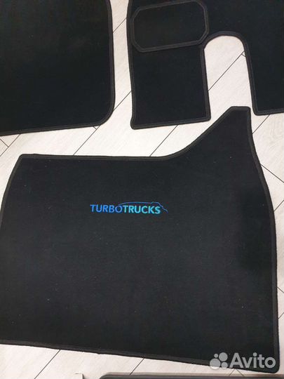 Комплект ковриков в салон тягача ford F-MAX