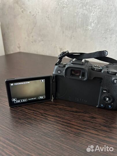 Камера Canon EOS RP Body