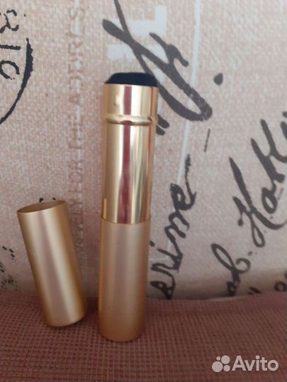 Кисть для румян Джордани Голд