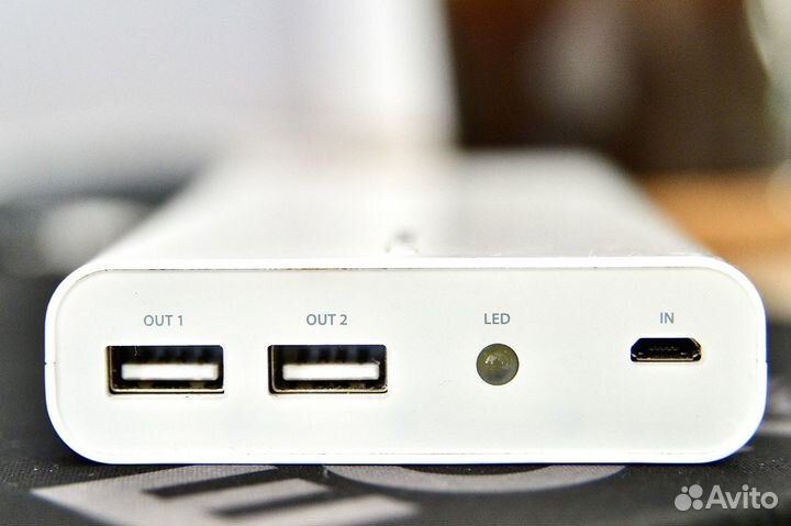 Внешний аккумулятор iconBIT 20800 мА/ч + зарядка