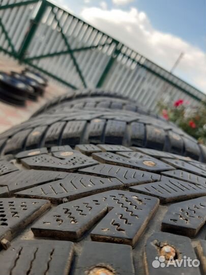 Gislaved NordFrost 100 205/60 R16