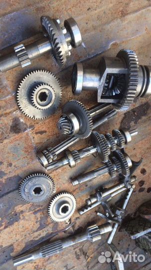 Шестерня транспортной скорости и дифференциала