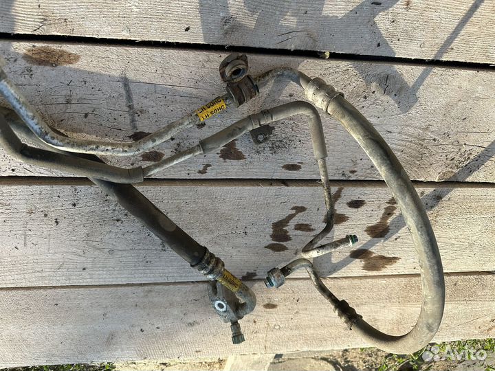 Трубки кондиционера Hyundai Accent