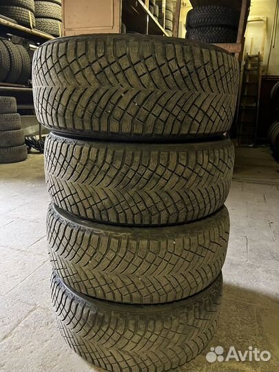 Michelin X-Ice North 4 SUV 275/50 R20