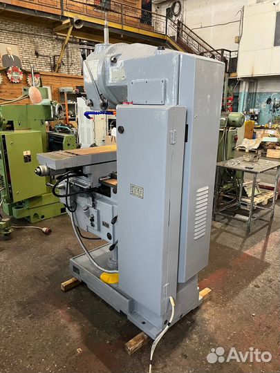 Станок вертикально-фрезерный вф-91