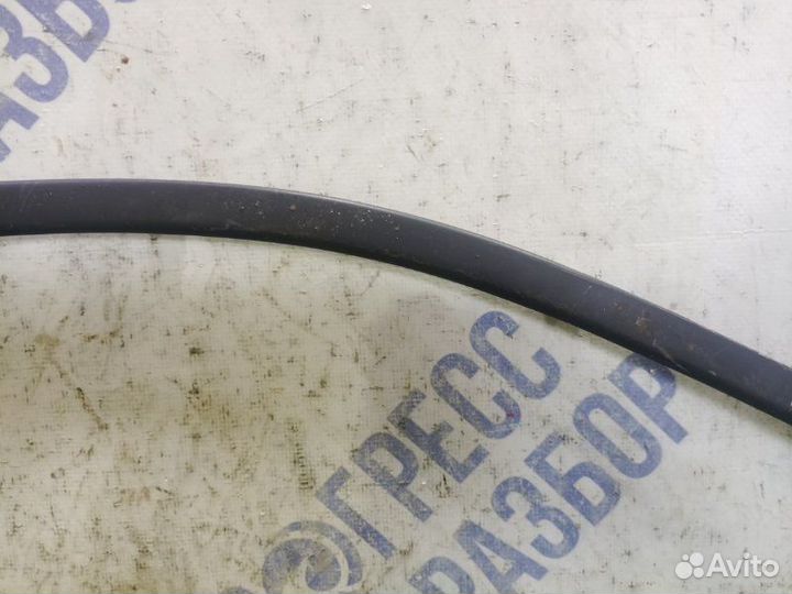 Молдинг стекла правый Bmw X5 кроссовер 3.0 M54