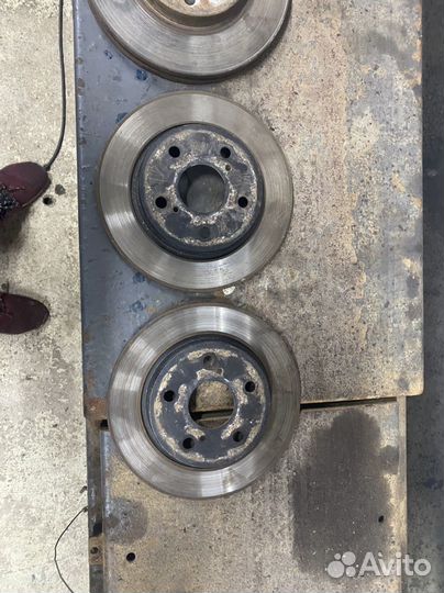 Тормозные диски toyota corolla