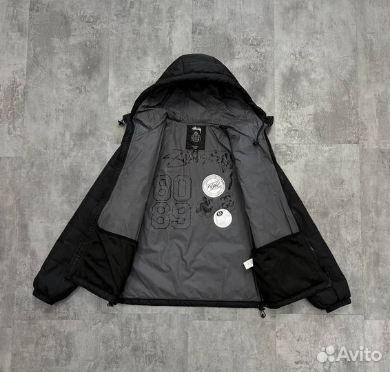 Куртка весенняя stussy