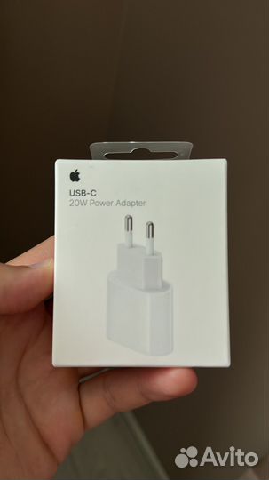 Apple USB-C Power adapter 20W mhje3ZM/A новый