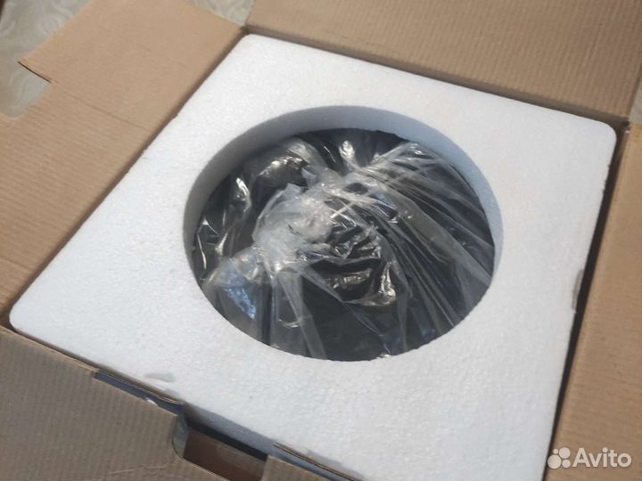 Мультиварка новая