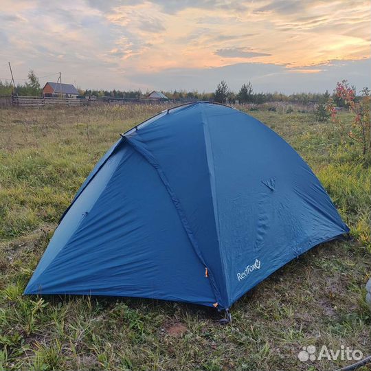 Палатка туристическая 4 местная бу