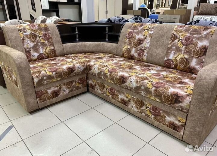 Угловой диван 