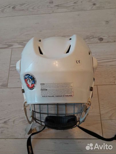 Шлем хоккейный